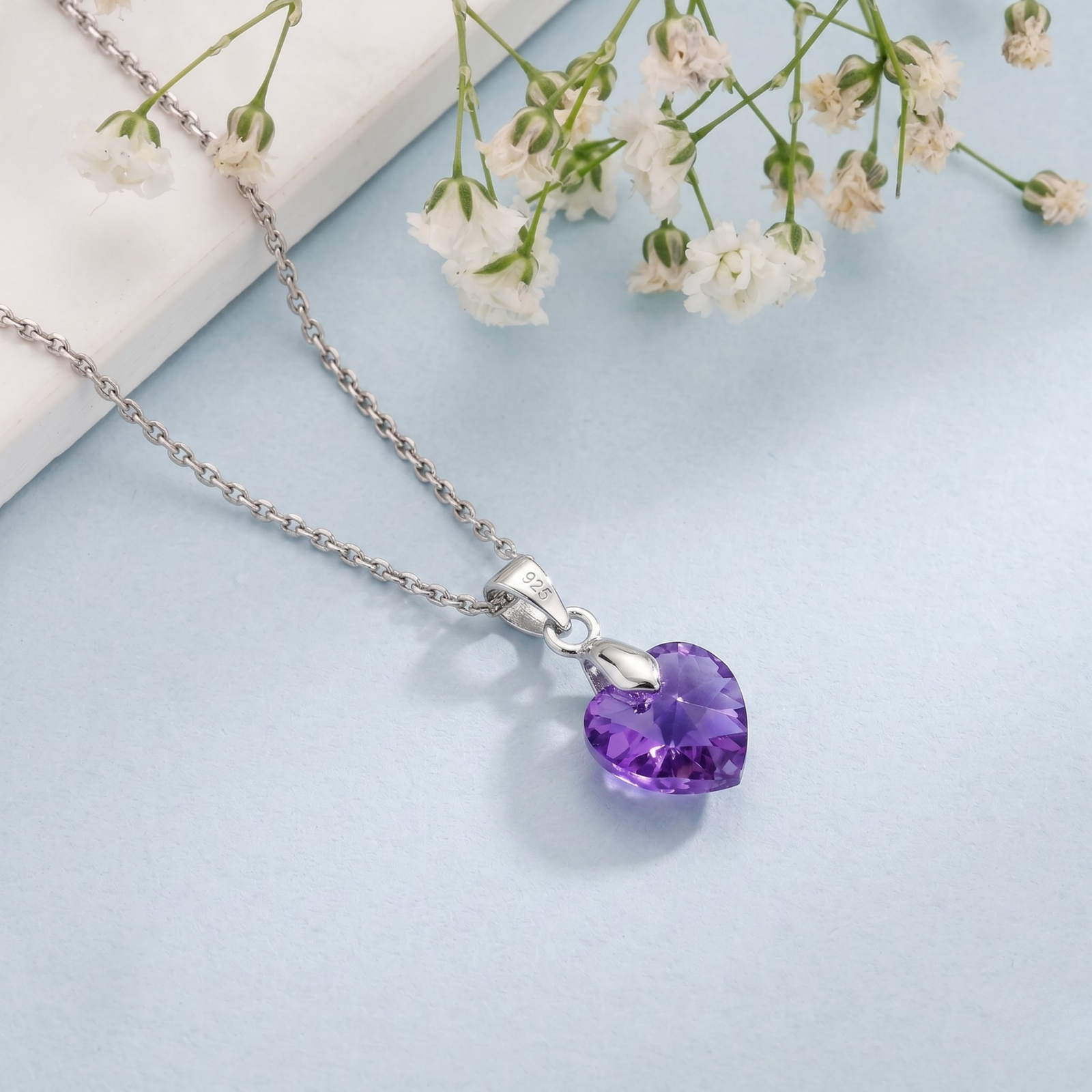 Violet Heart Glow Pendant Chain