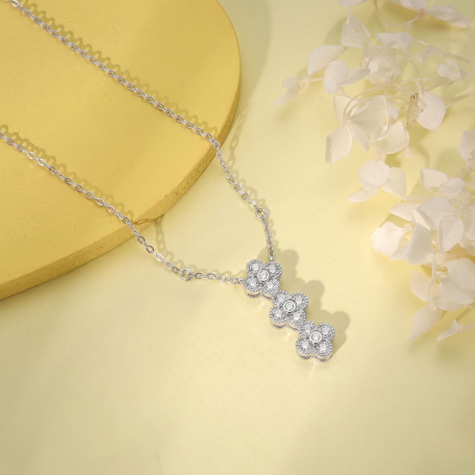 Triple Bloom Crystal Pendant Chain