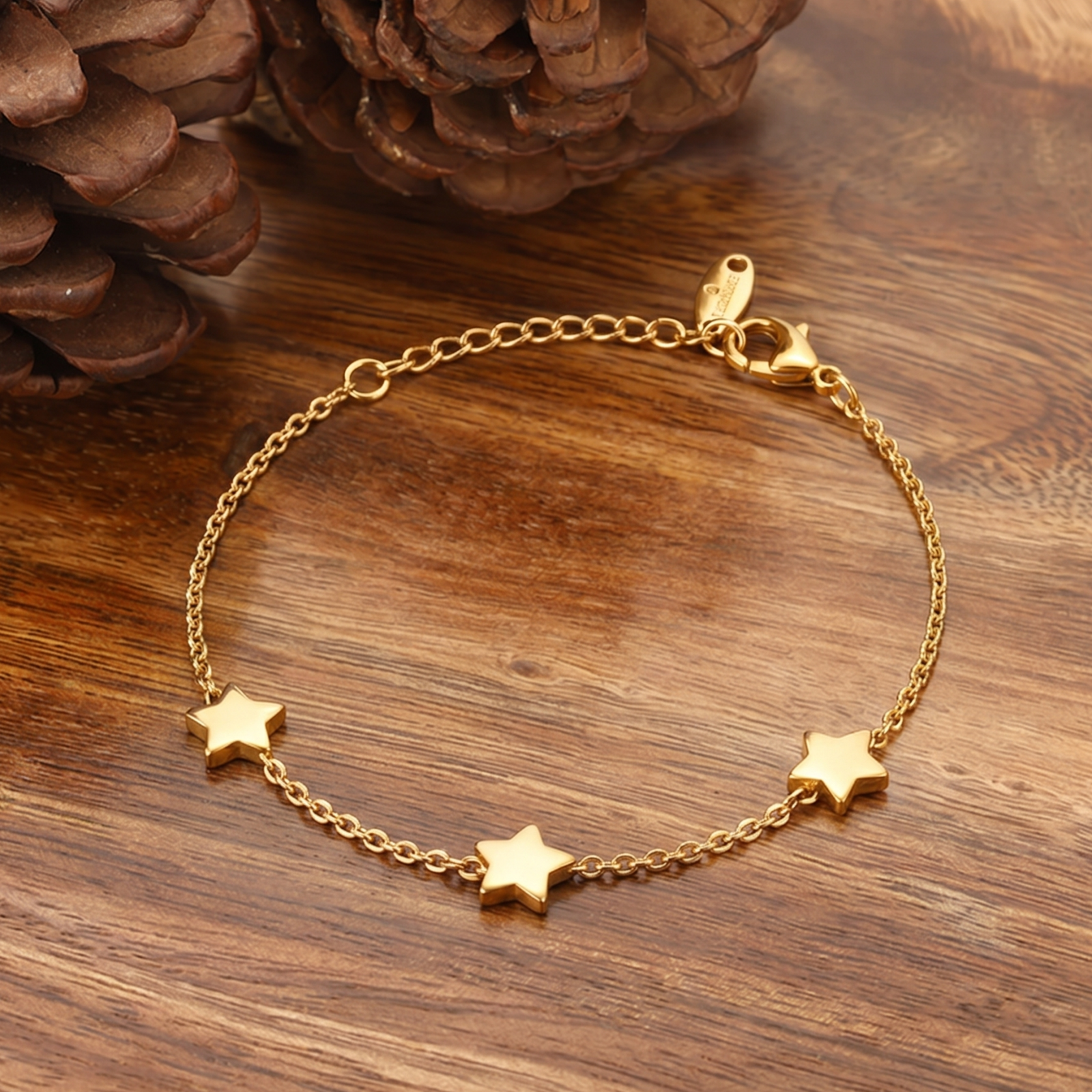 Minimal Star Charm Bracelet