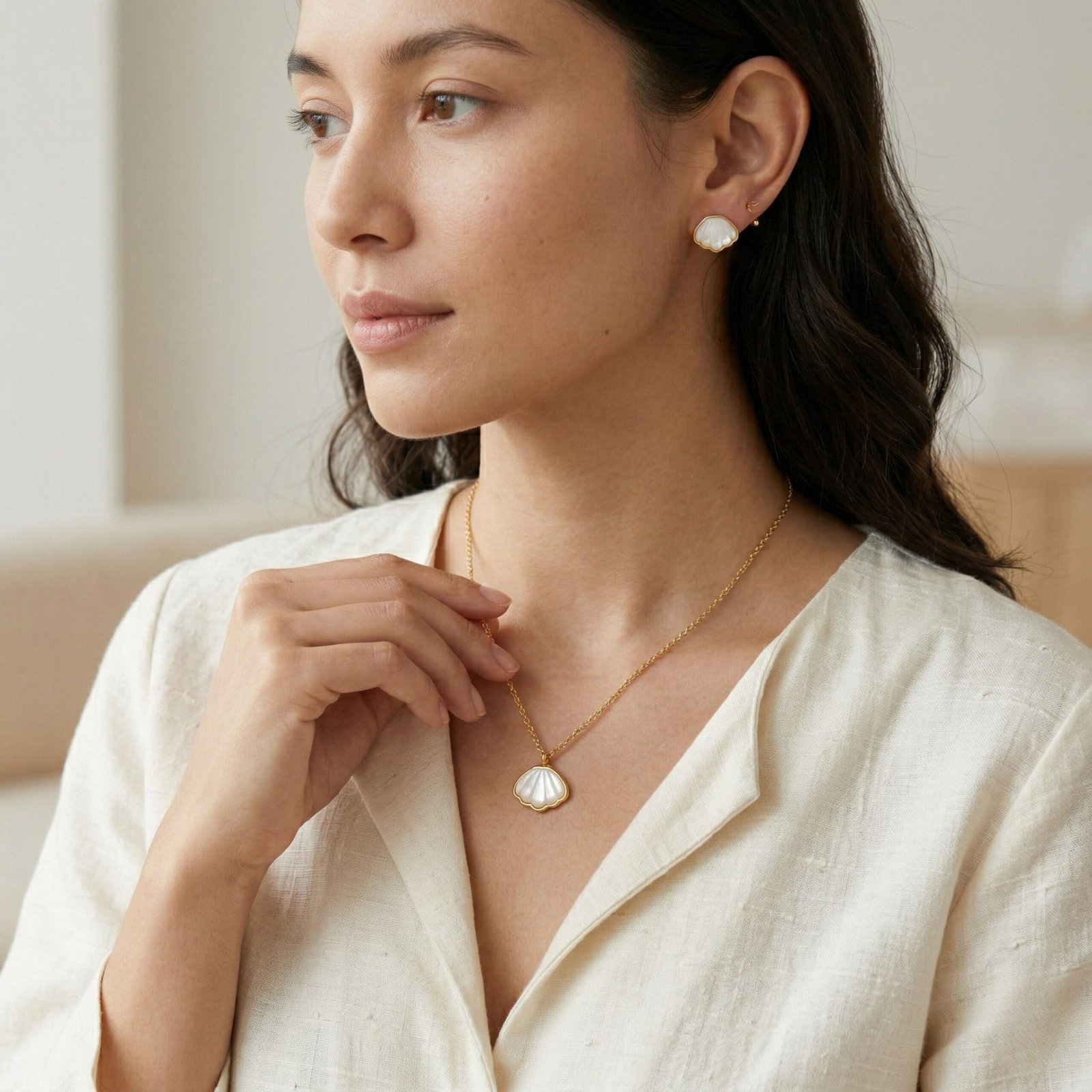 Pearl Shell Pendant Set
