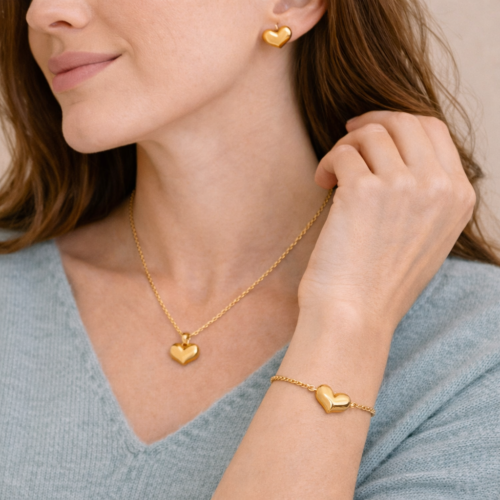 Golden Heart Love Pendant Set
