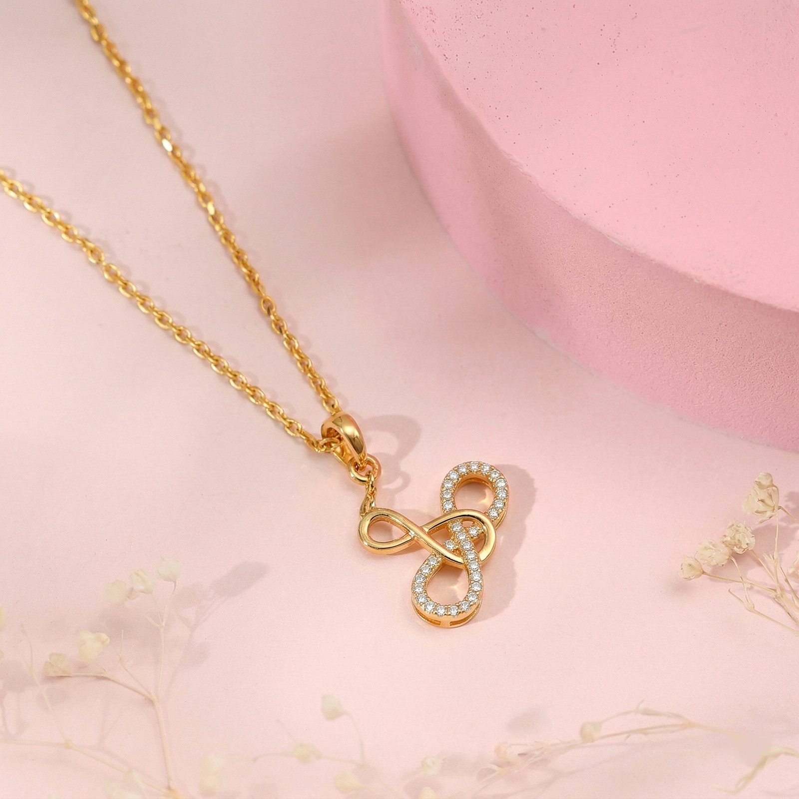 Intertwined Infinity Spark Chain