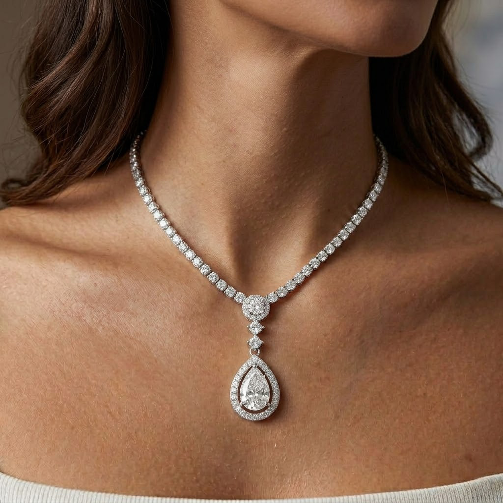 Elegant Teardrop Diamond Chain