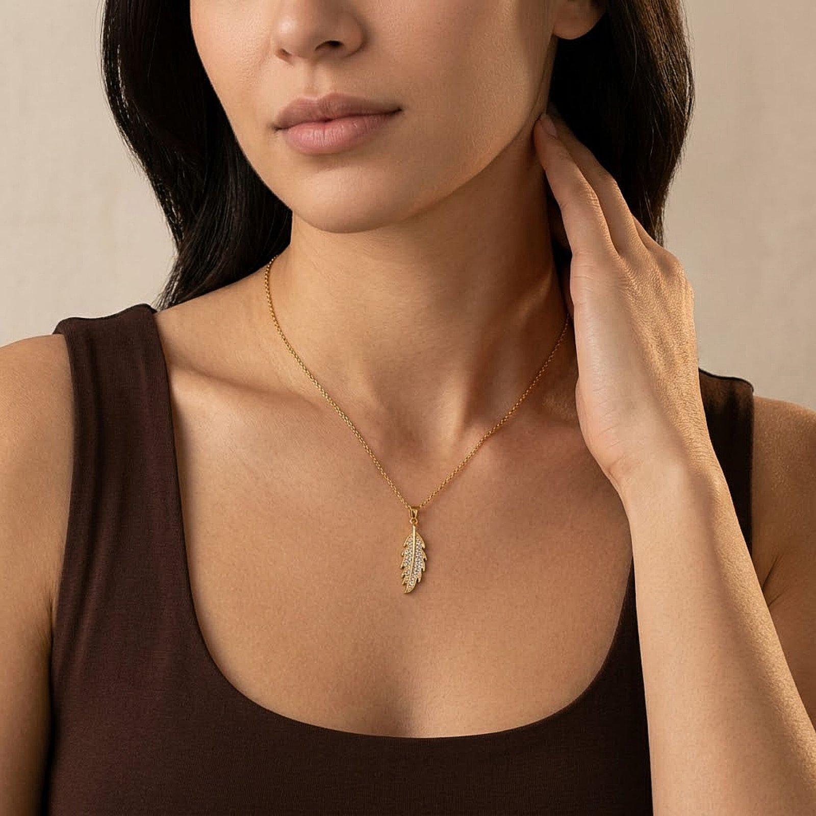 Sparkling Feather Pendant Chain