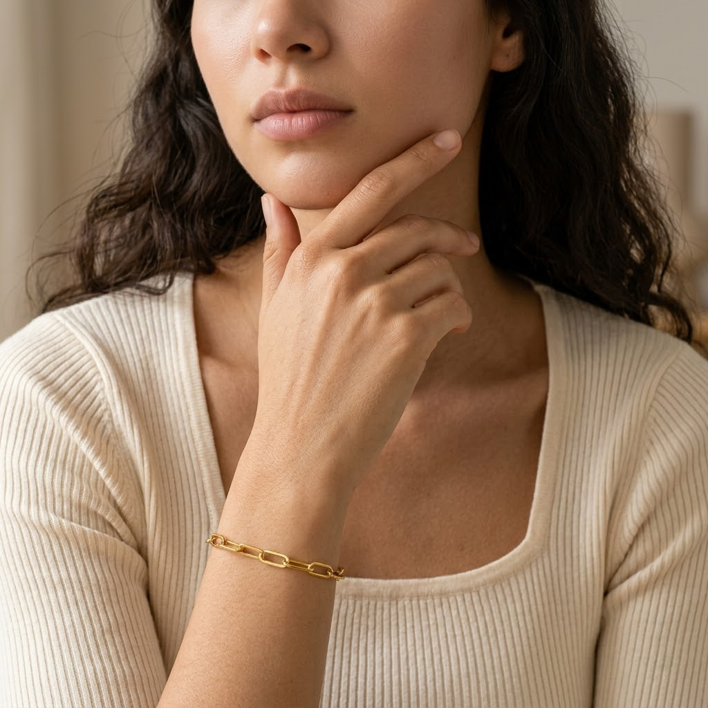 Minimal Link Statement Bracelet
