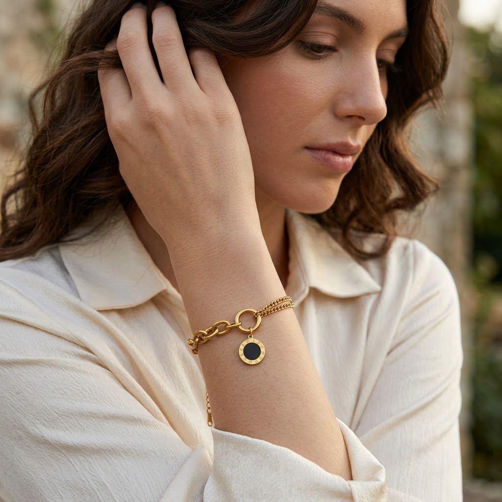 Roman Pendant Chain Bracelet