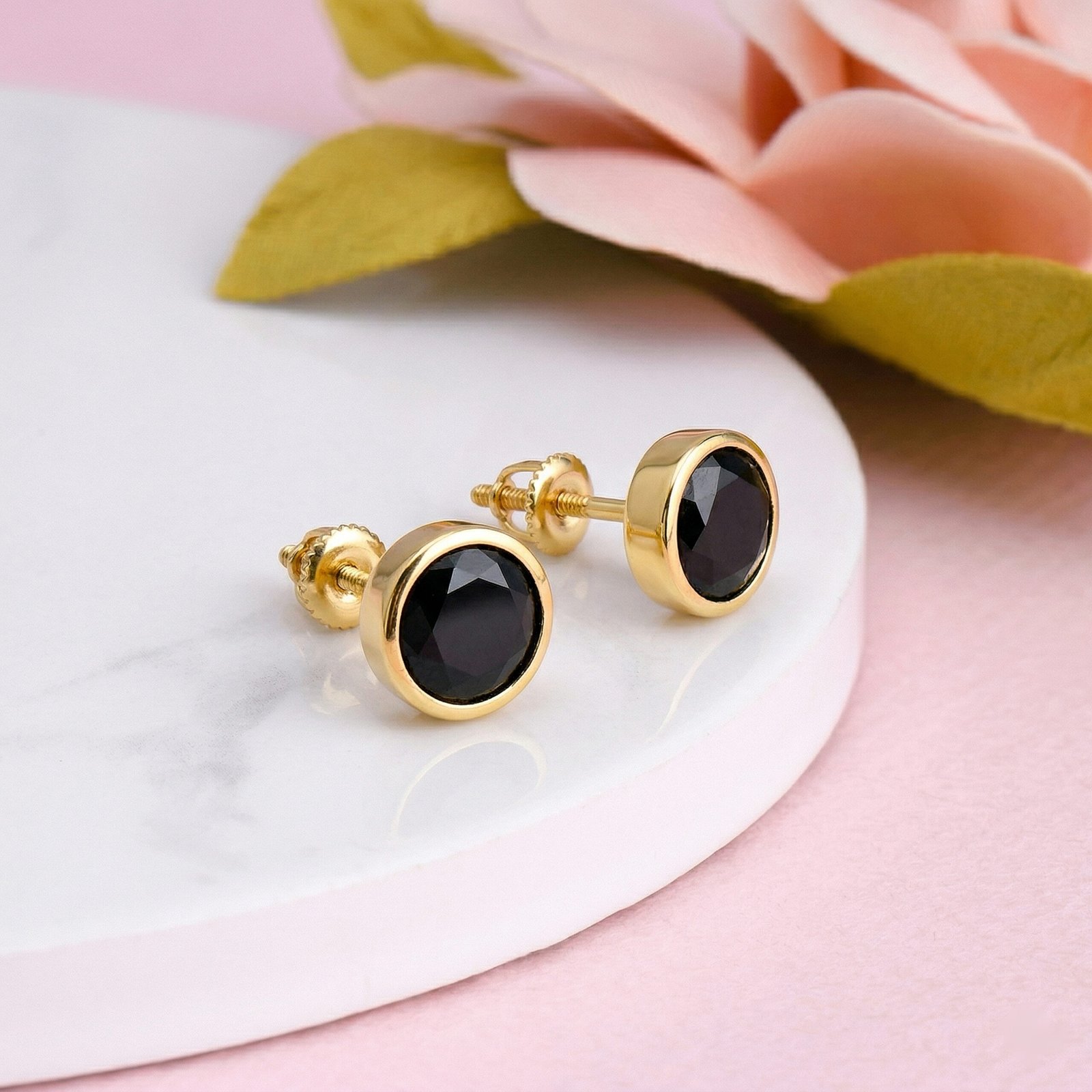 Classic Black Circle Pendant Set