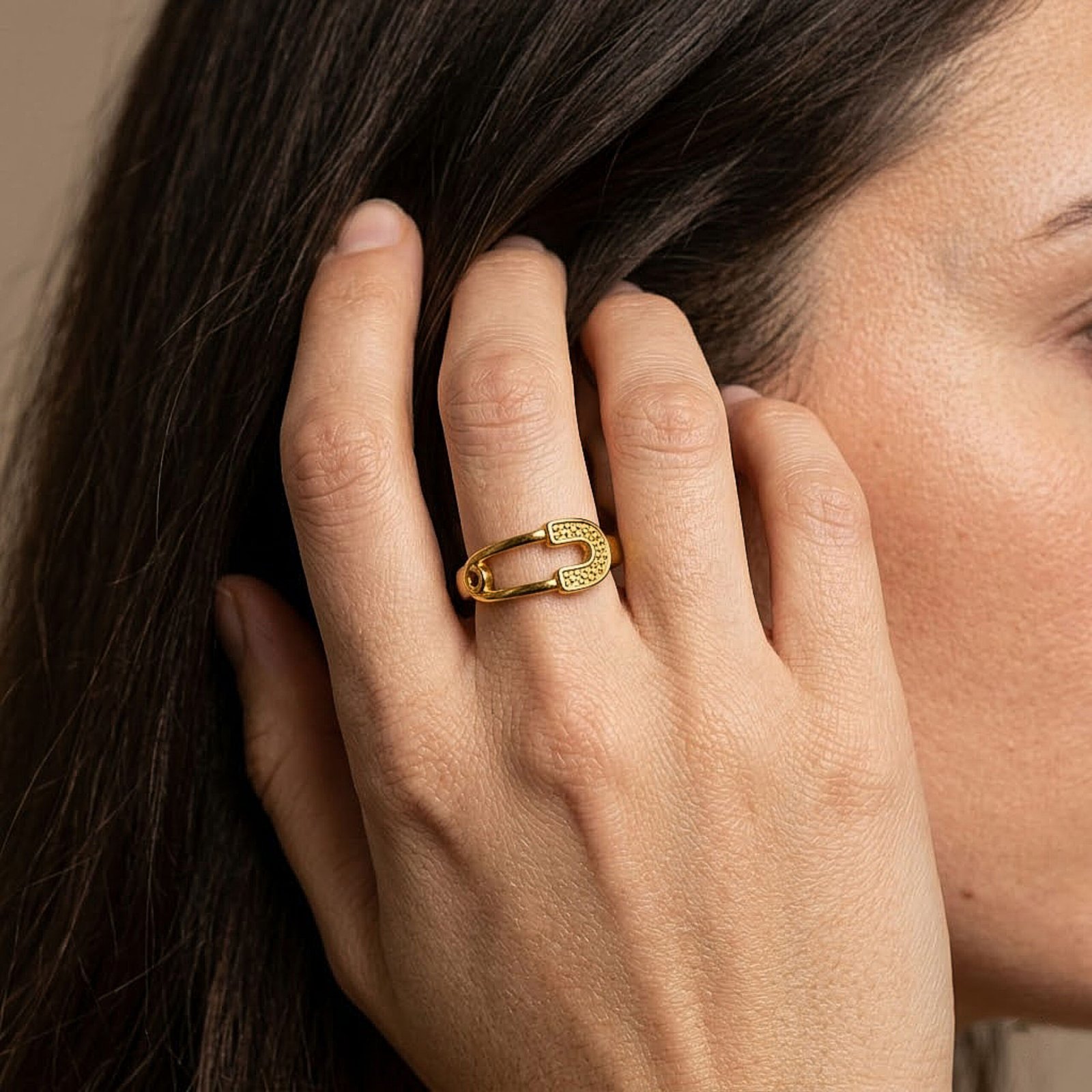 Open Lock Style Ring