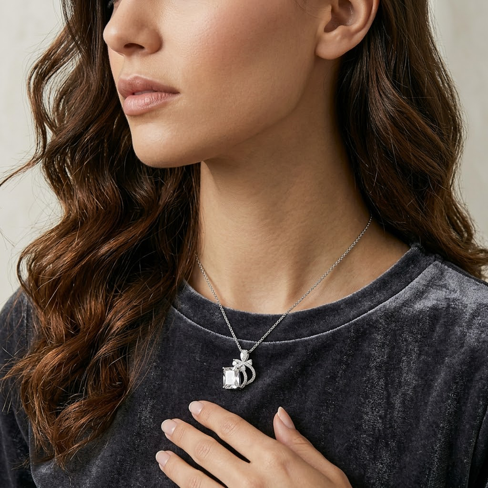 Crystal Gift Bow Charm Chain
