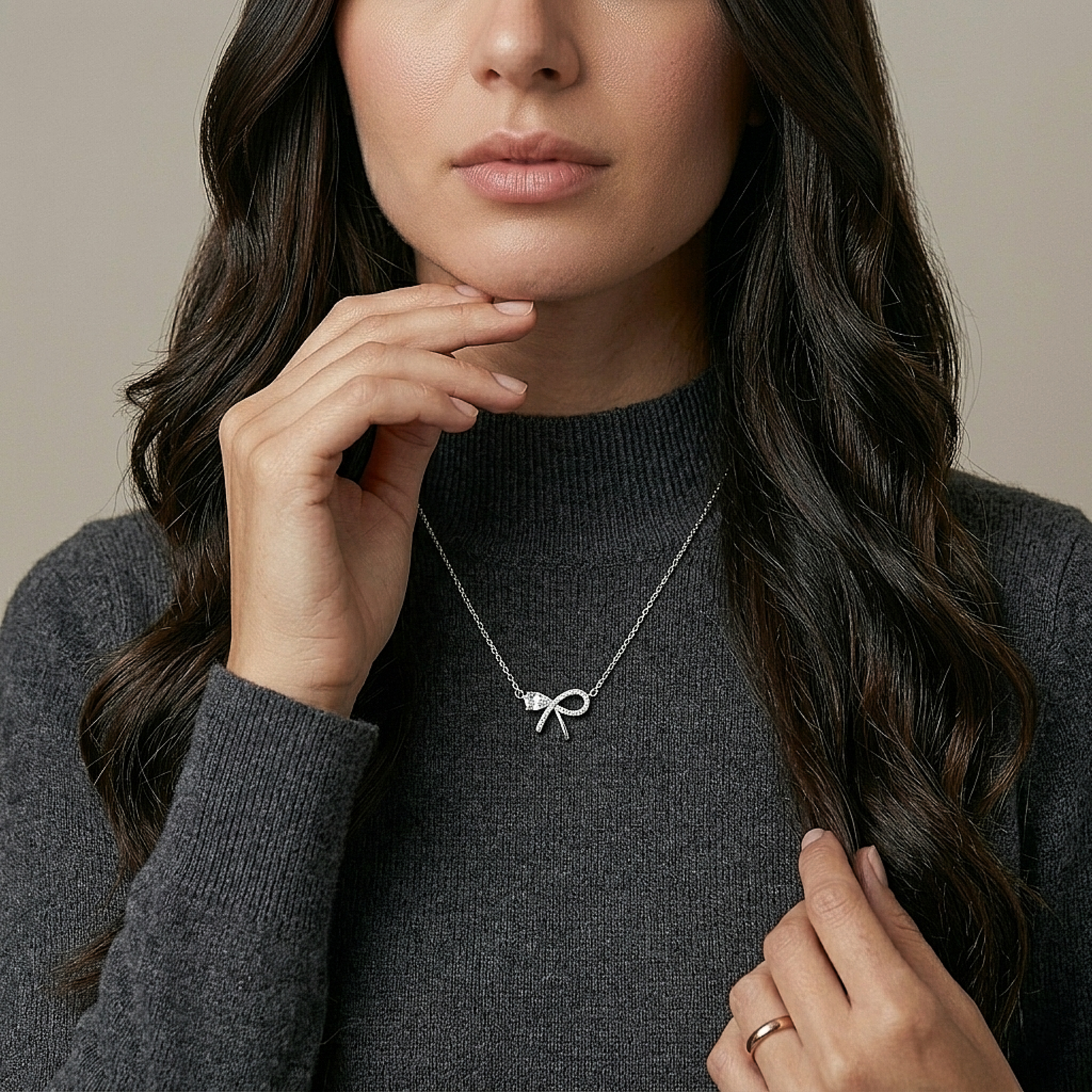 Crystal Ribbon Loop Silver Chain