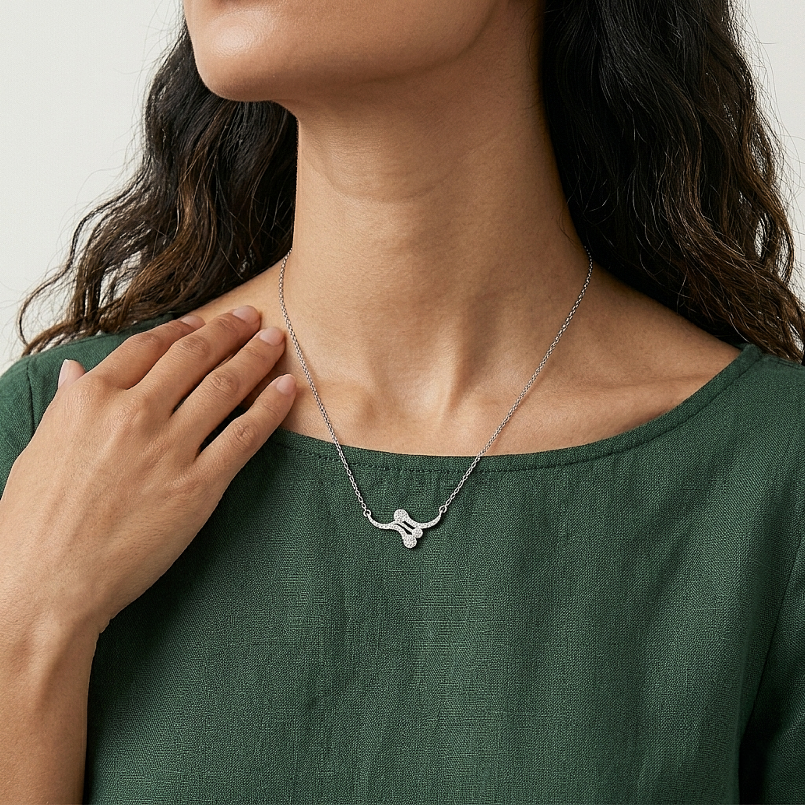 Crystal Wave Silver Chain