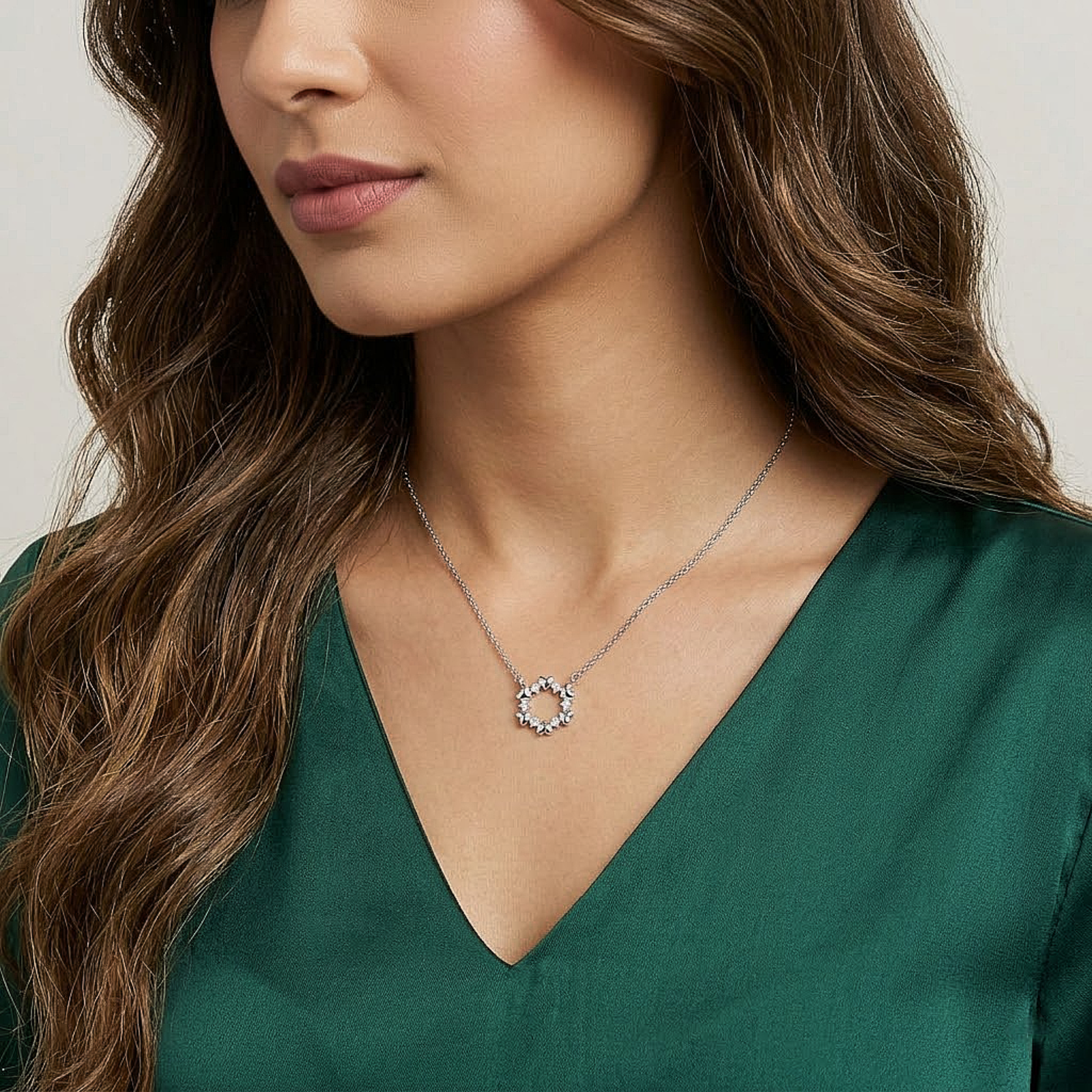 Heart Bloom Circle Silver Chain