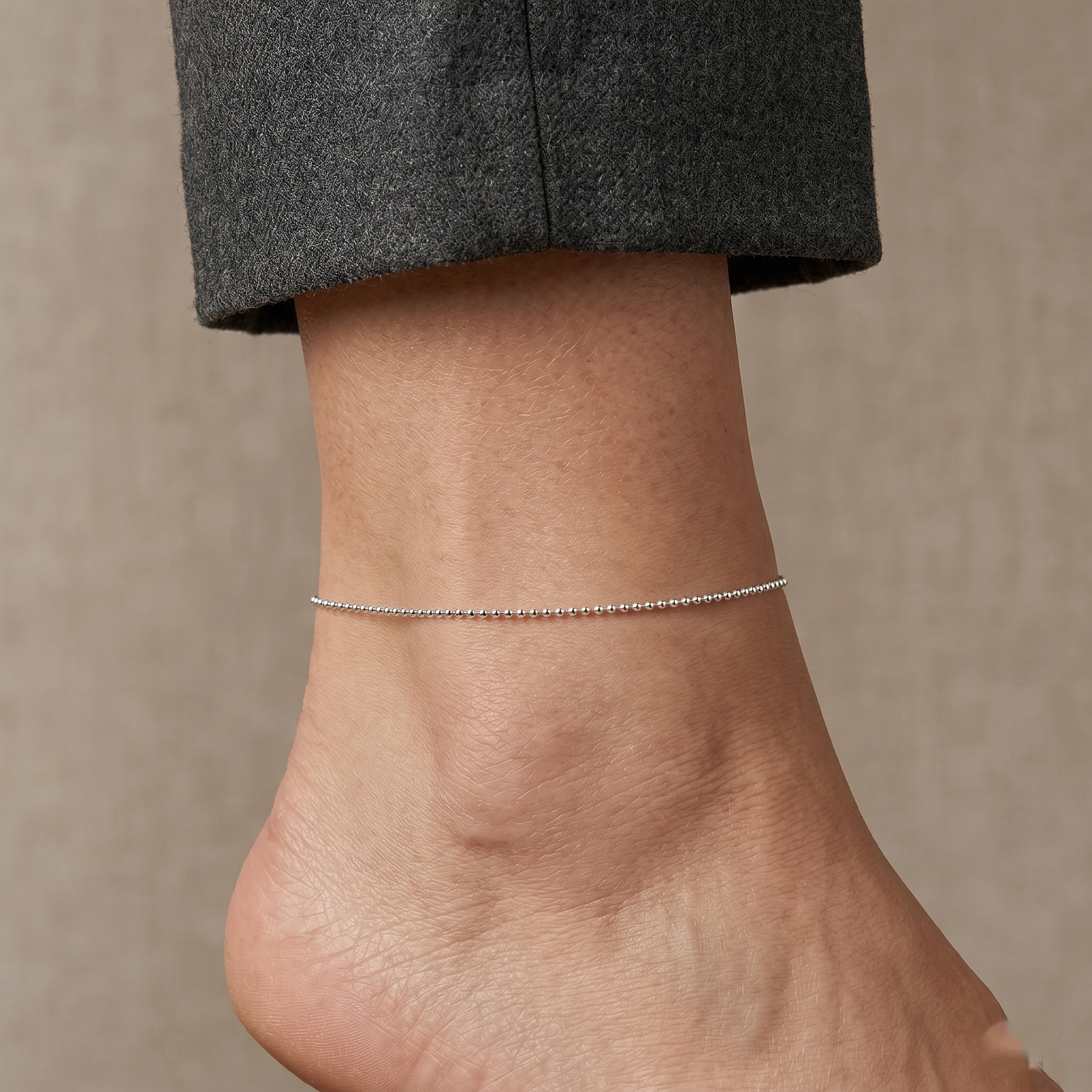 Minimal Dot Silver Anklet