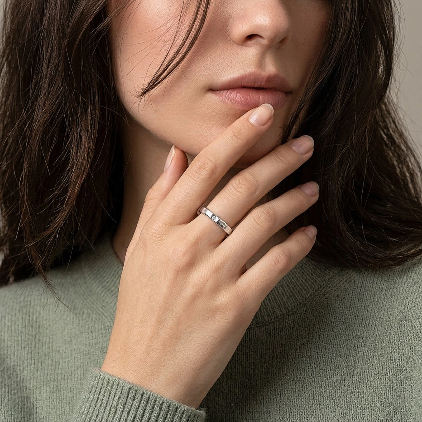 Minimal Crystal Silver Ring
