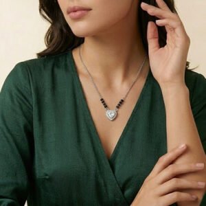 Heart Halo Silver Mangalsutra hover